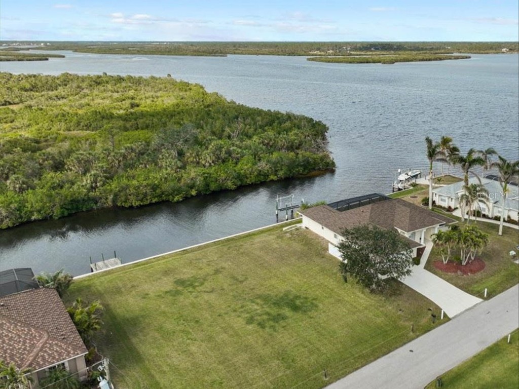 2305 Chilcote Terrace Port Charlotte FL 33981 - ANDERSON WATERWAY/MYAKKA RIVER D6142536 image1