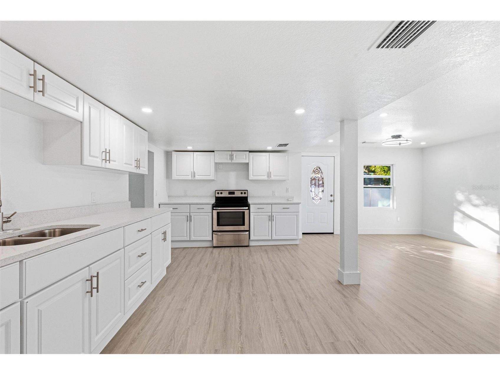 2305 E 148th Avenue Lutz FL 33549 TB8465726 image14