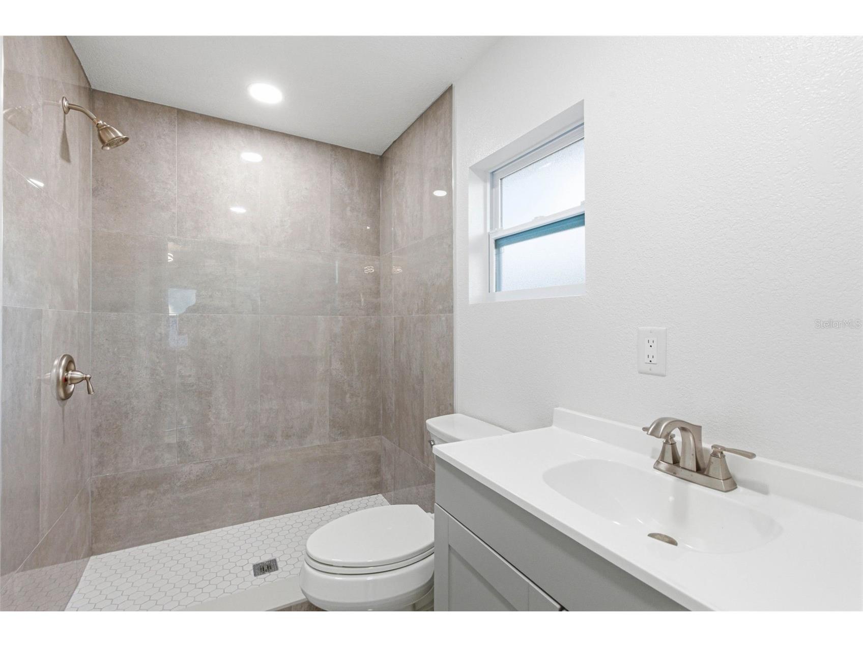 2305 E 148th Avenue Lutz FL 33549 TB8465726 image25