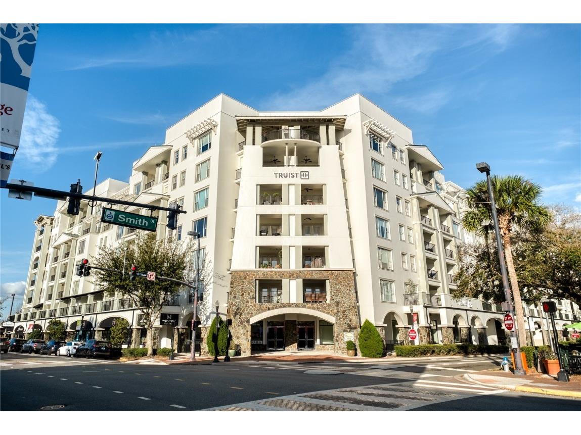 2305 Edgewater Drive #1403 Orlando FL 32804 O6277891 image1