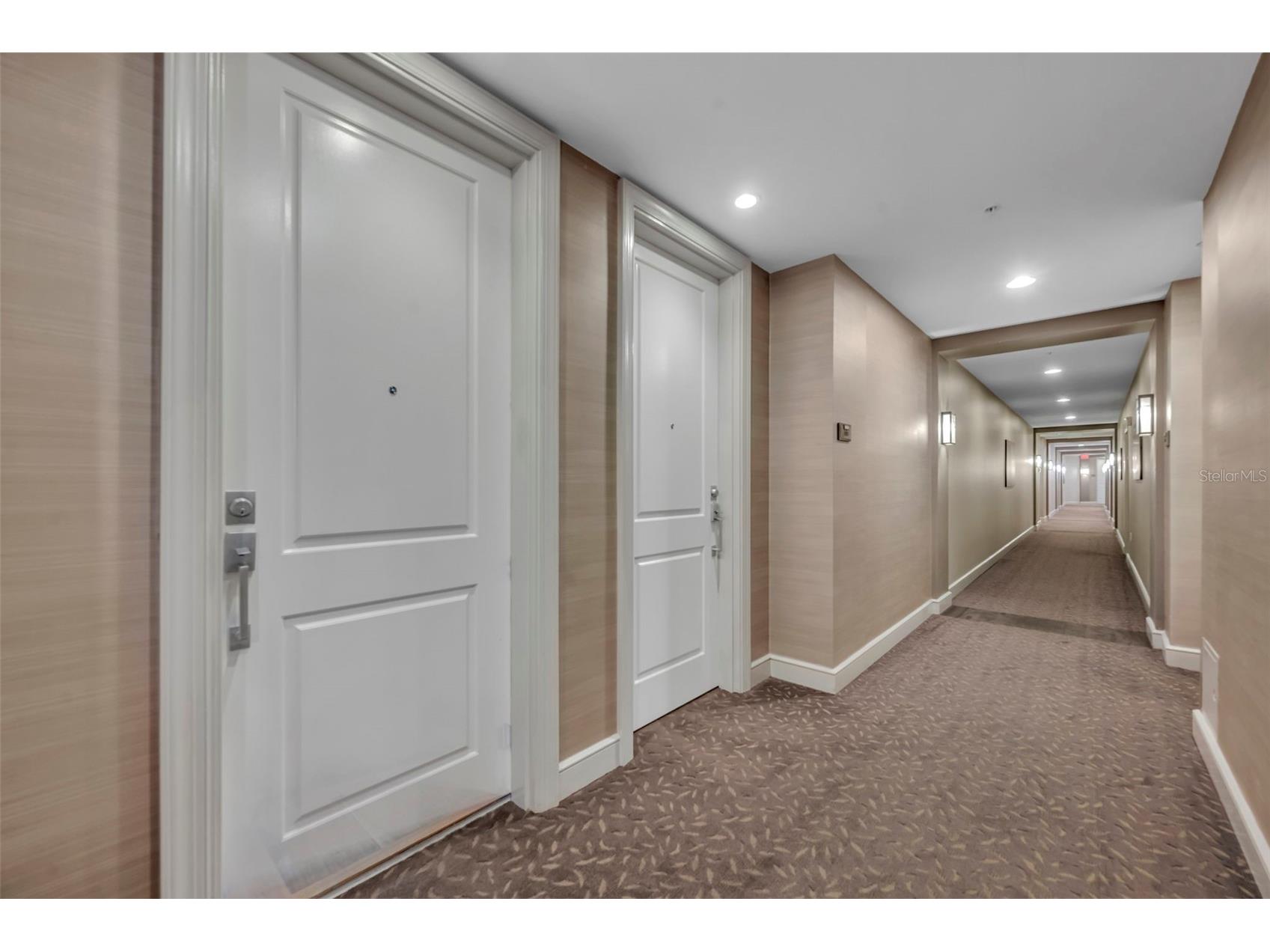 2305 Edgewater Drive #1602 Orlando FL 32804 O6410720 image2