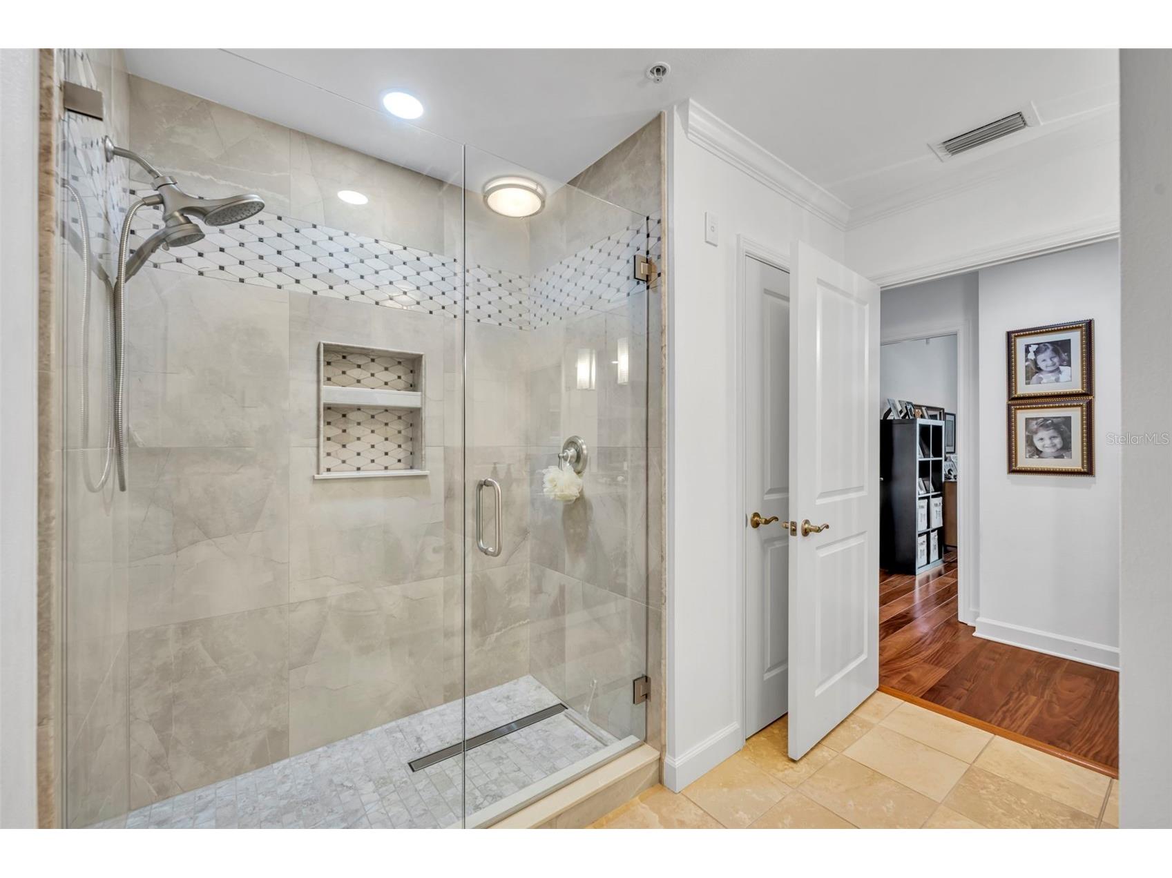 2305 Edgewater Drive #1602 Orlando FL 32804 O6410720 image27