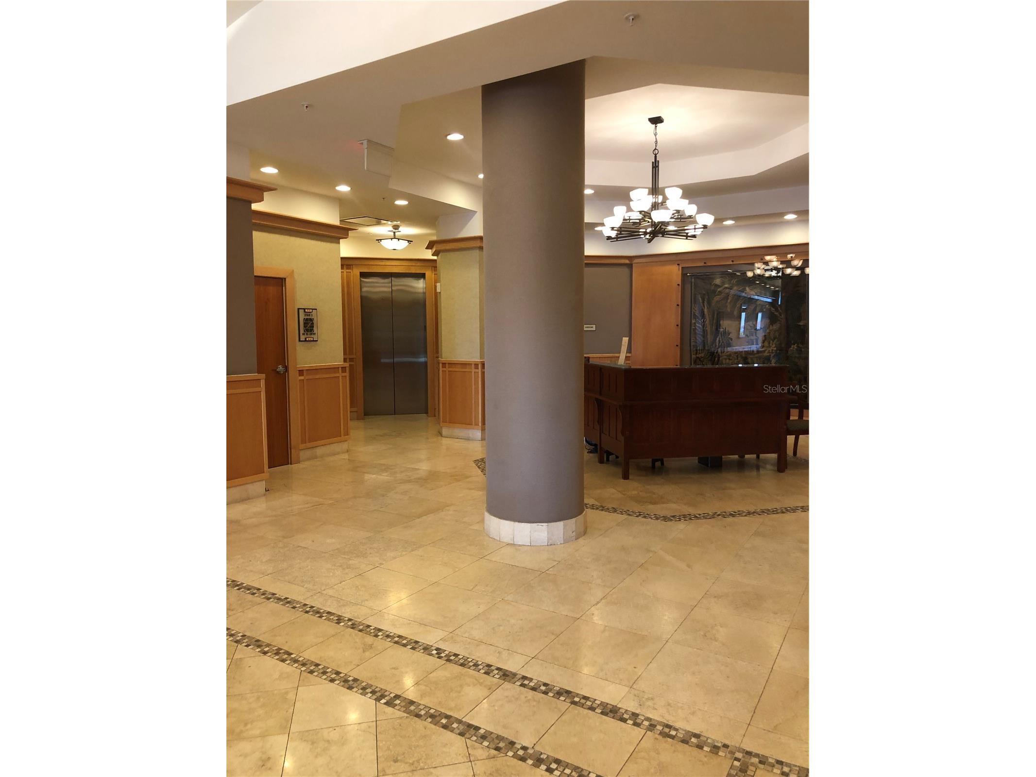 2305 Edgewater Drive #1704 Orlando FL 32804 O6406609 image3