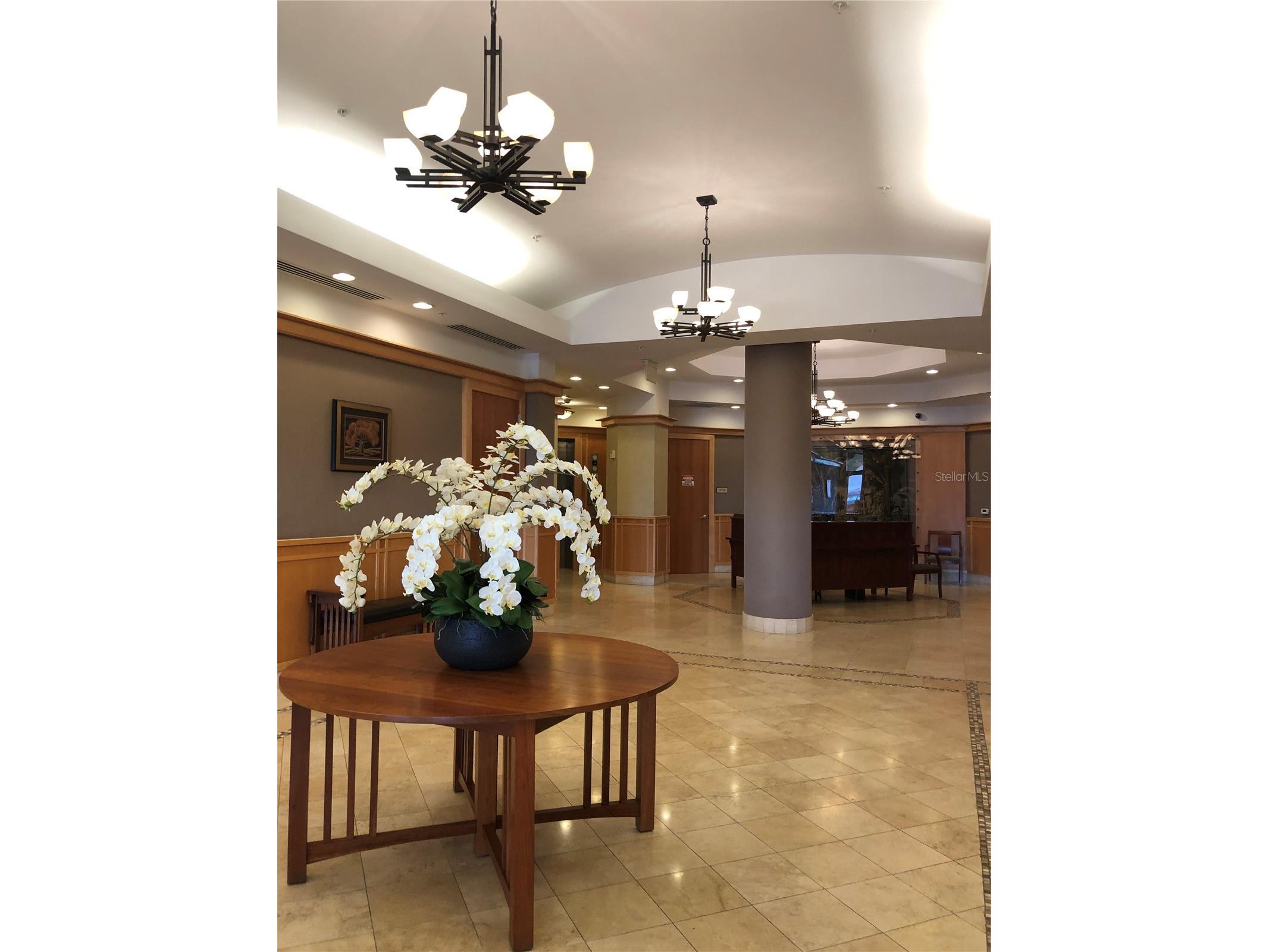2305 Edgewater Drive #1704 Orlando FL 32804 O6406609 image4