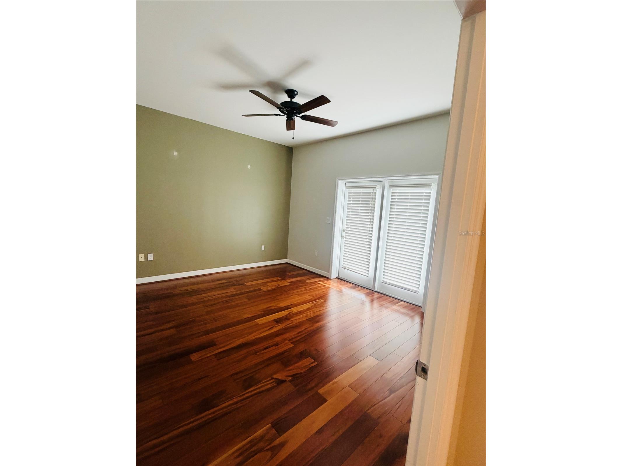 2305 Edgewater Drive #1708 Orlando FL 32804 O6415062 image9