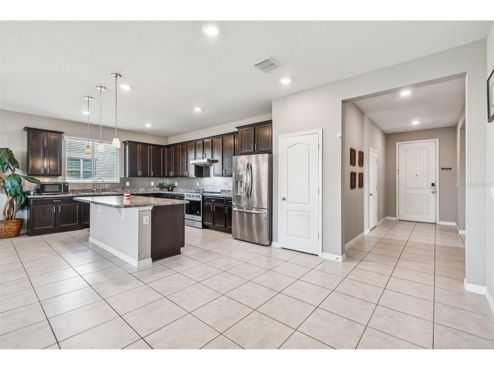 2305 Gladiolus Lane Mascotte FL 34753 O6370447 image12