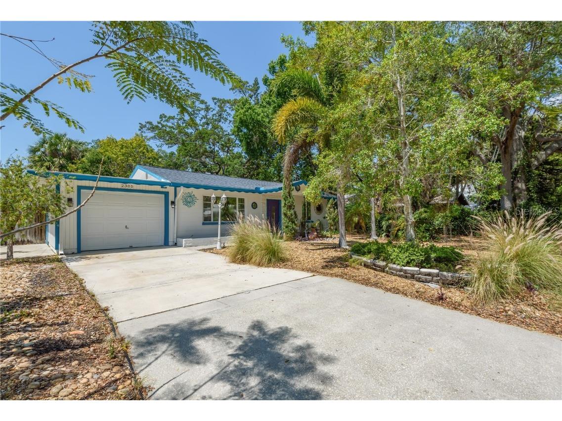 2305 Ixora Avenue Sarasota FL 34234 T3520197 image1
