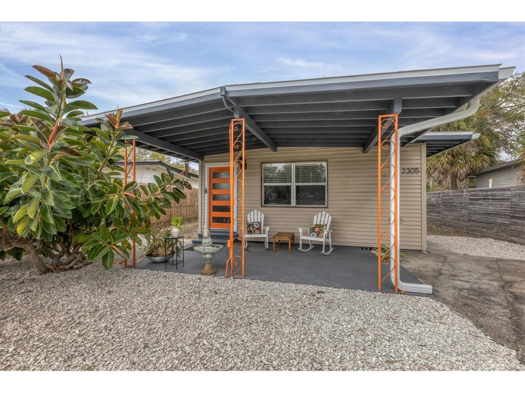2305 Novus Street Sarasota FL 34237 A4682856 image3