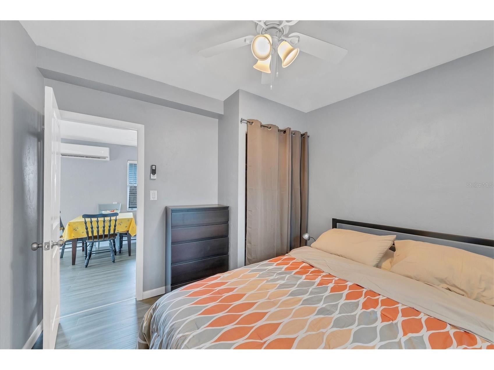 2305 Novus Street Sarasota FL 34237 A4682856 image6