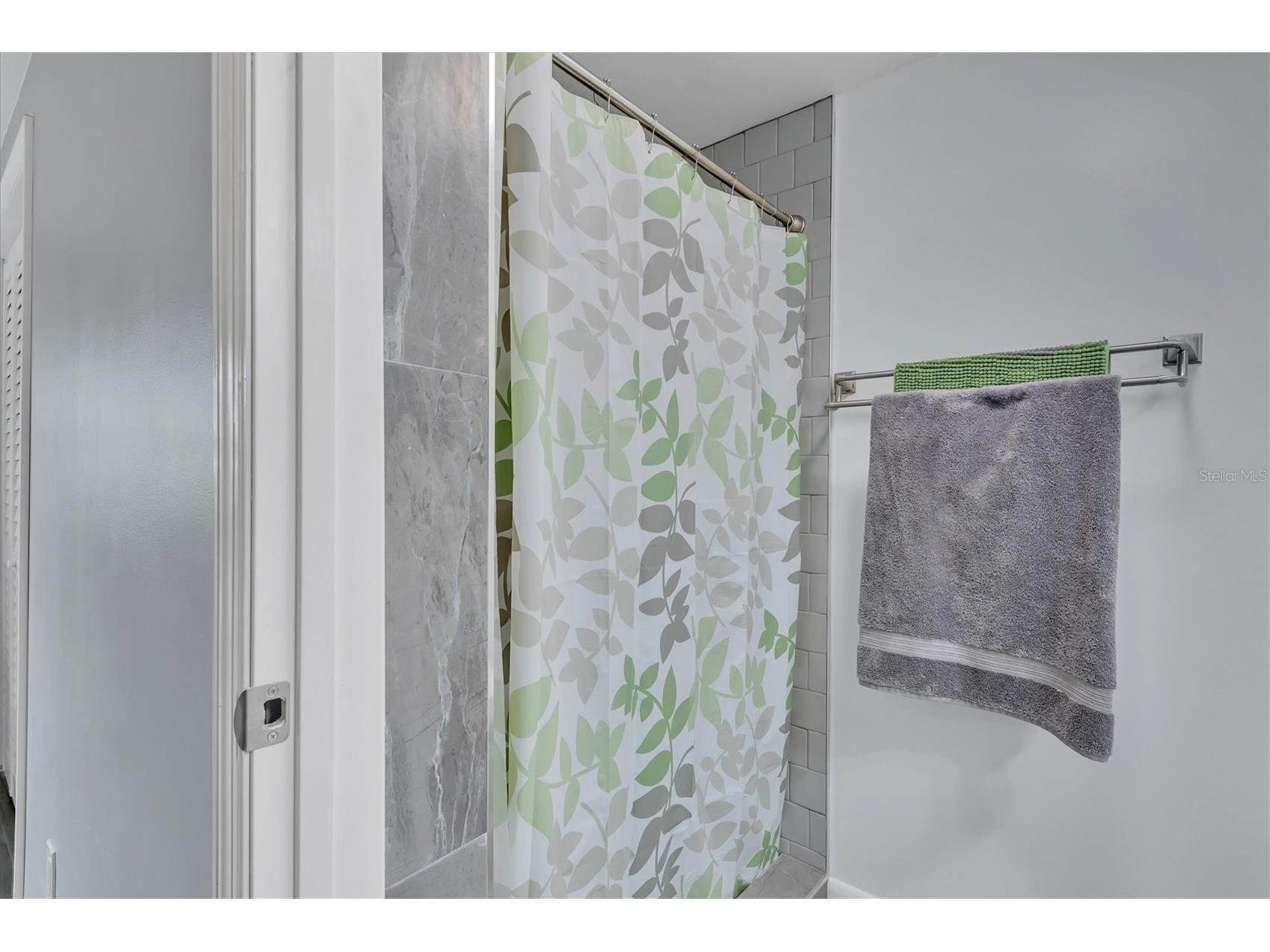 2305 Novus Street Sarasota FL 34237 A4682856 image8