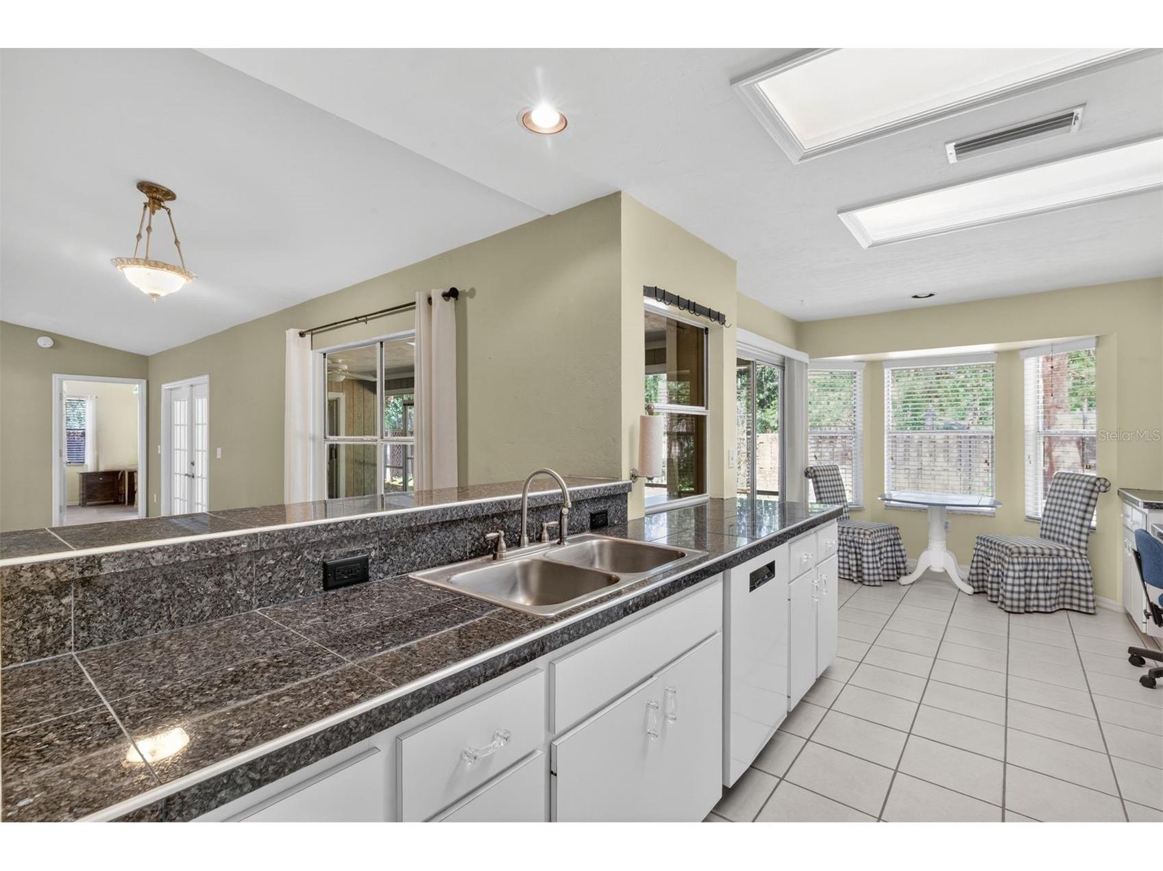 2305 NW 44th Place Gainesville FL 32605 GC540581 image9