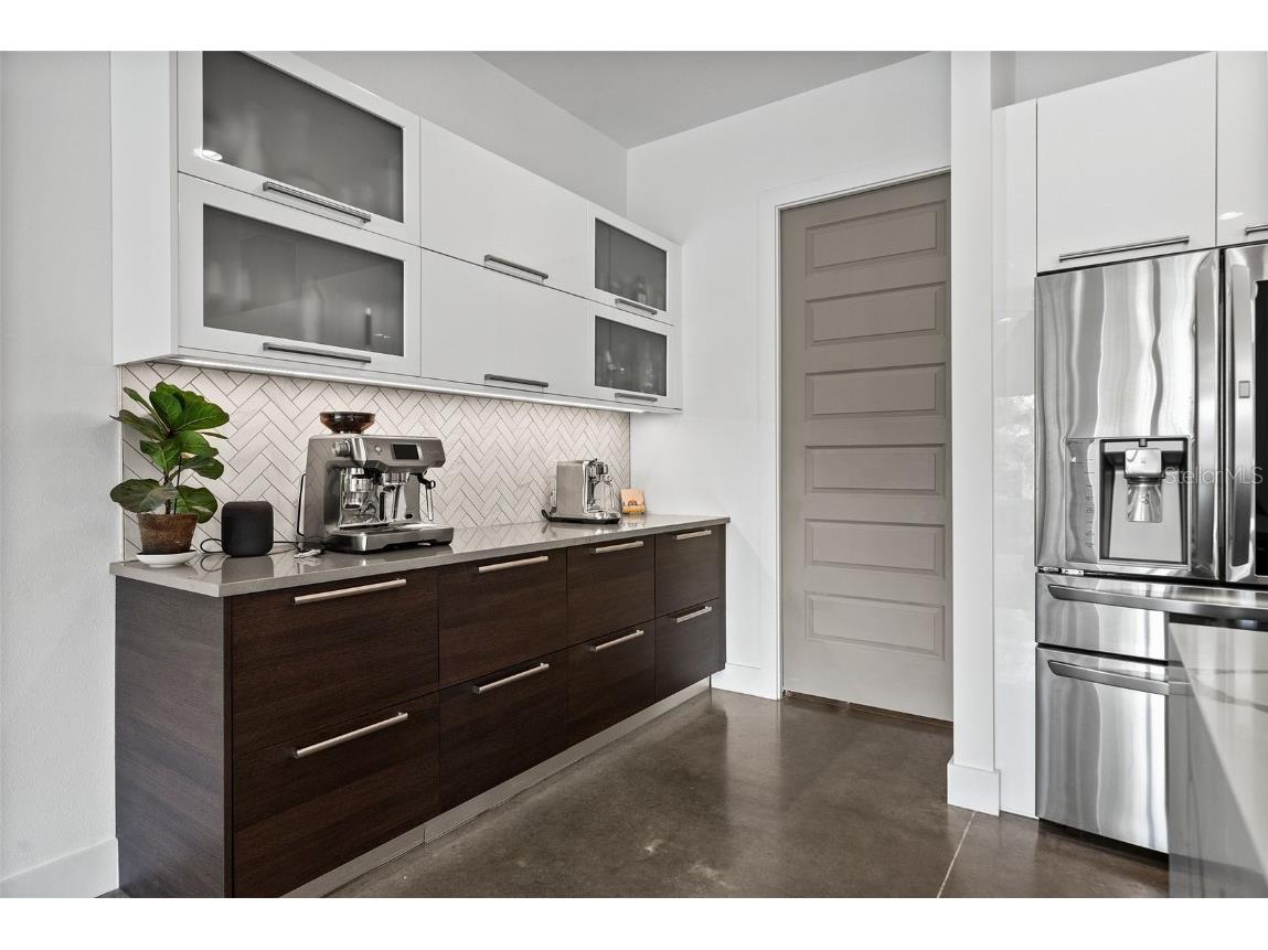 2305 Pine Terrace Sarasota FL 34231 A4642398 image16