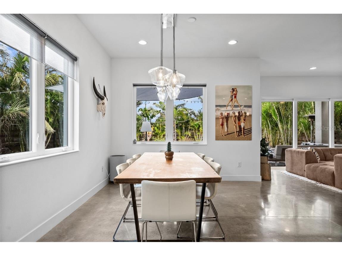 2305 Pine Terrace Sarasota FL 34231 A4642398 image19