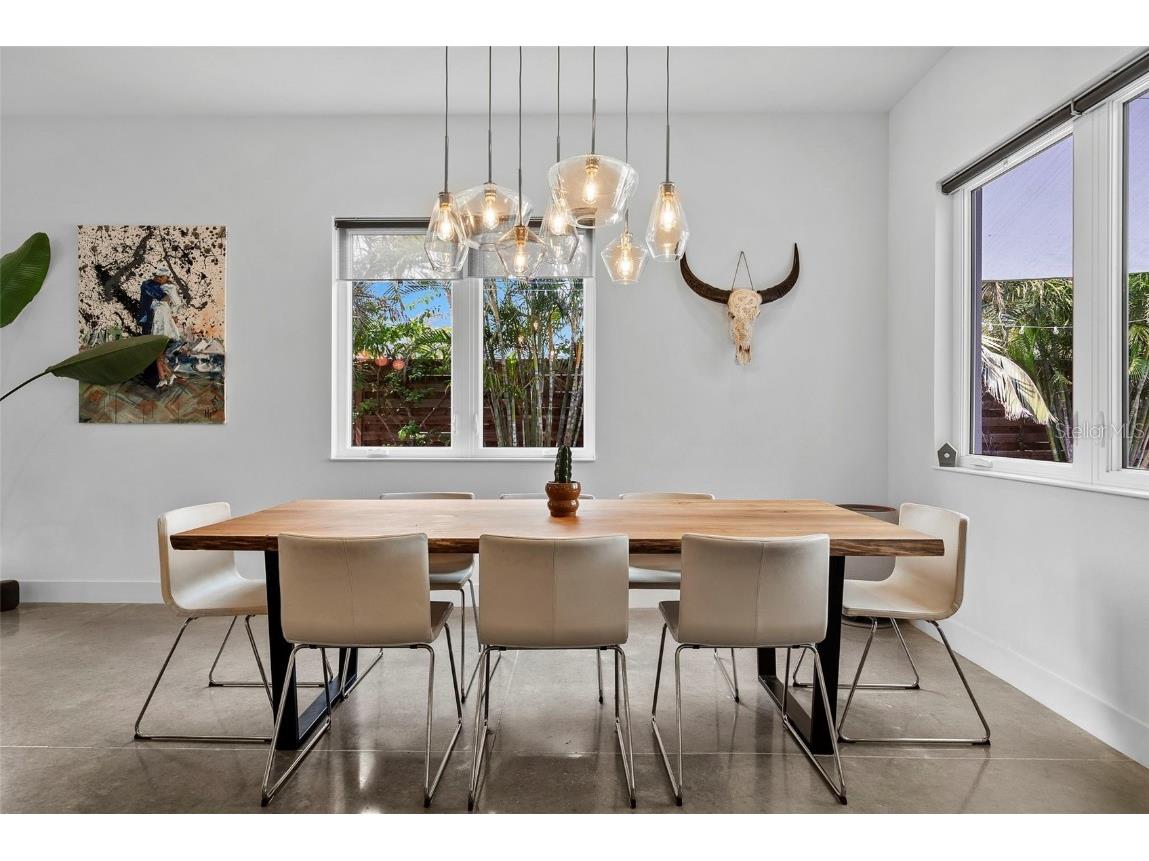 2305 Pine Terrace Sarasota FL 34231 A4642398 image21