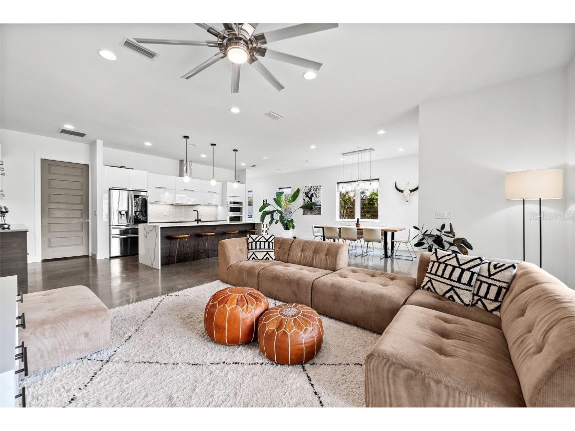 2305 Pine Terrace Sarasota FL 34231 A4642398 image28