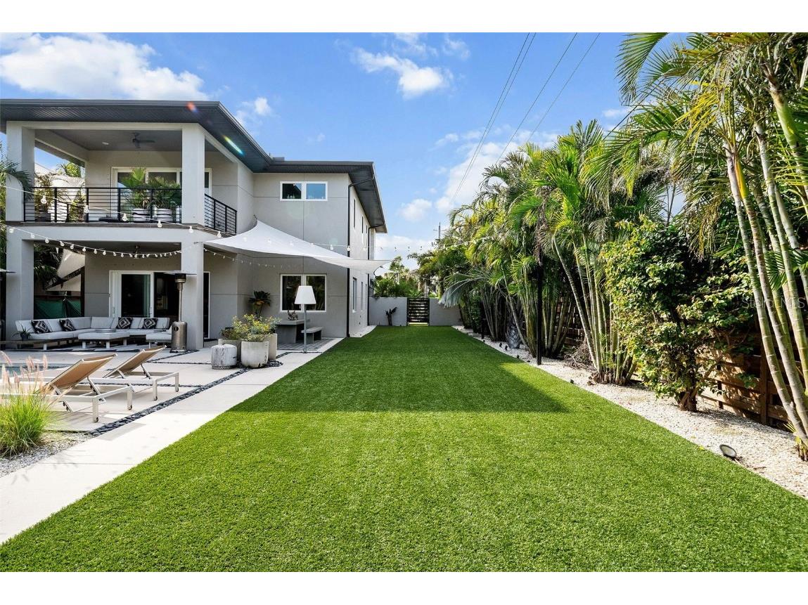 2305 Pine Terrace Sarasota FL 34231 A4642398 image43