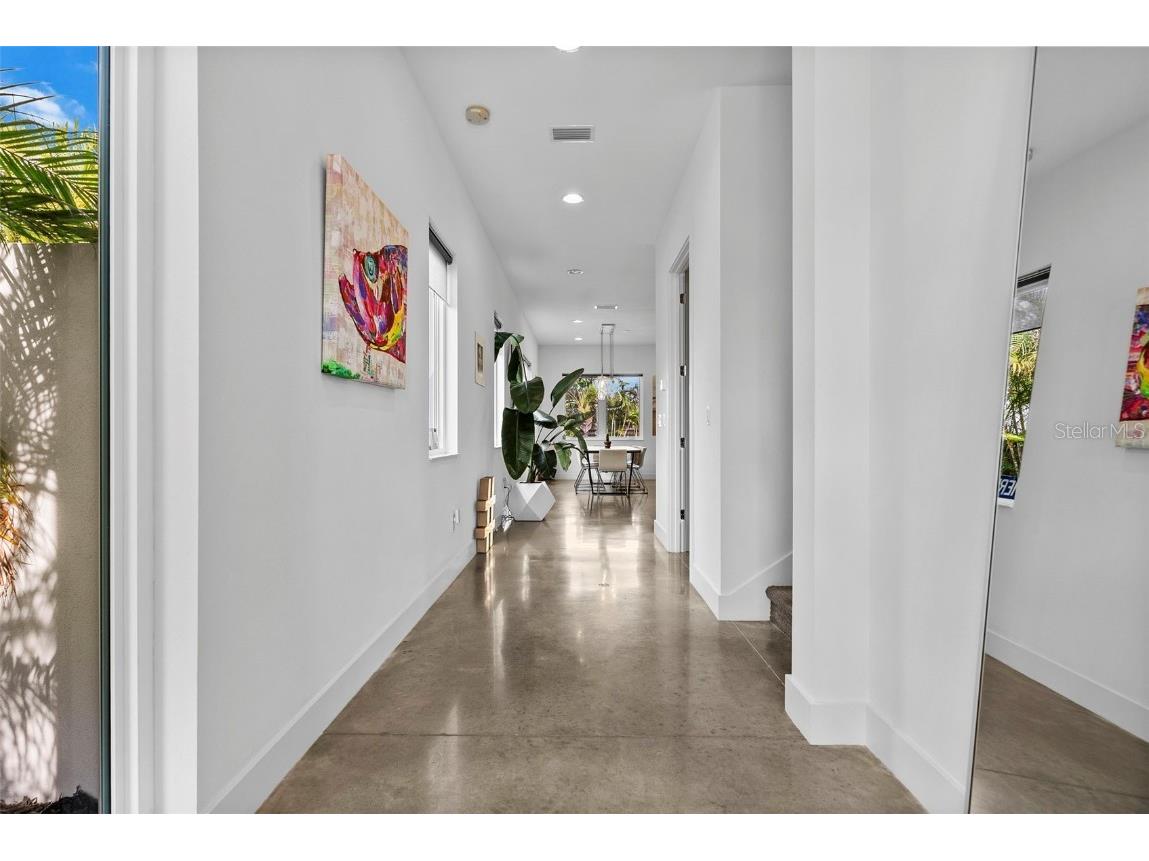 2305 Pine Terrace Sarasota FL 34231 A4642398 image54