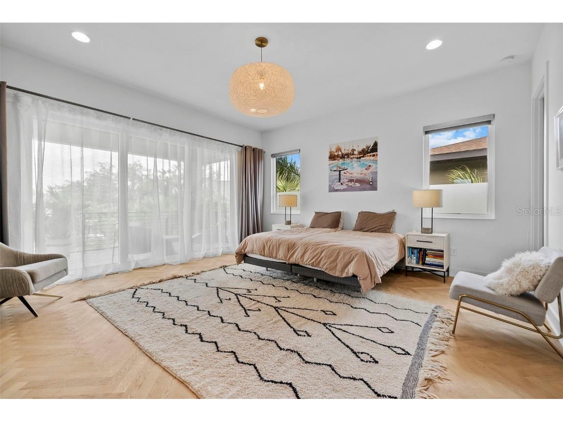 2305 Pine Terrace Sarasota FL 34231 A4642398 image63