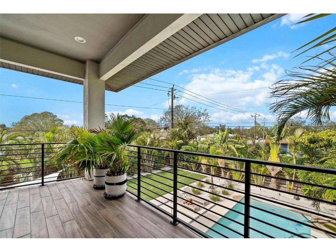 2305 Pine Terrace Sarasota FL 34231 A4642398 image70