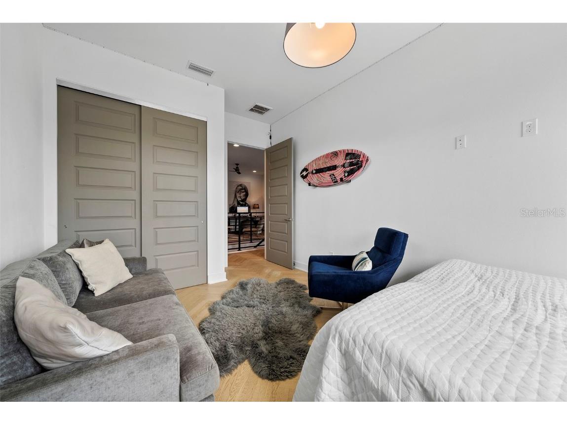 2305 Pine Terrace Sarasota FL 34231 A4642398 image75