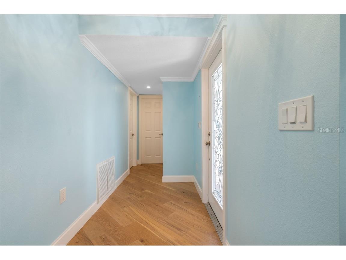 2305 Riverbluff Parkway #V256 Sarasota FL 34231 A4674260 image12