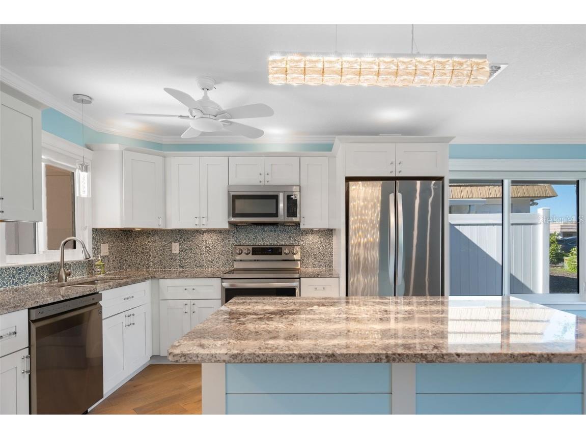 2305 Riverbluff Parkway #V256 Sarasota FL 34231 A4674260 image19