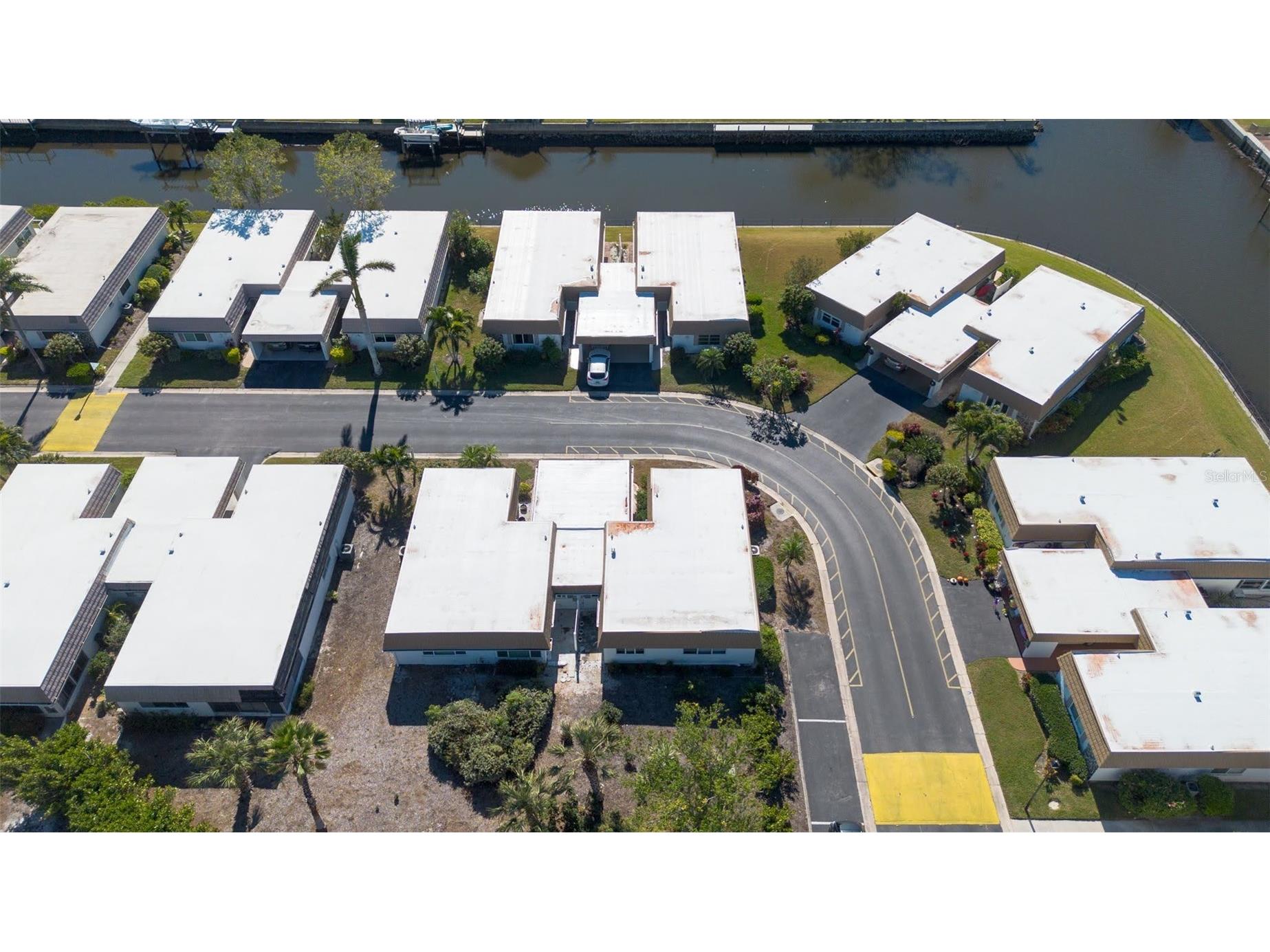 2305 Riverbluff Parkway #V256 Sarasota FL 34231 A4698931 image27