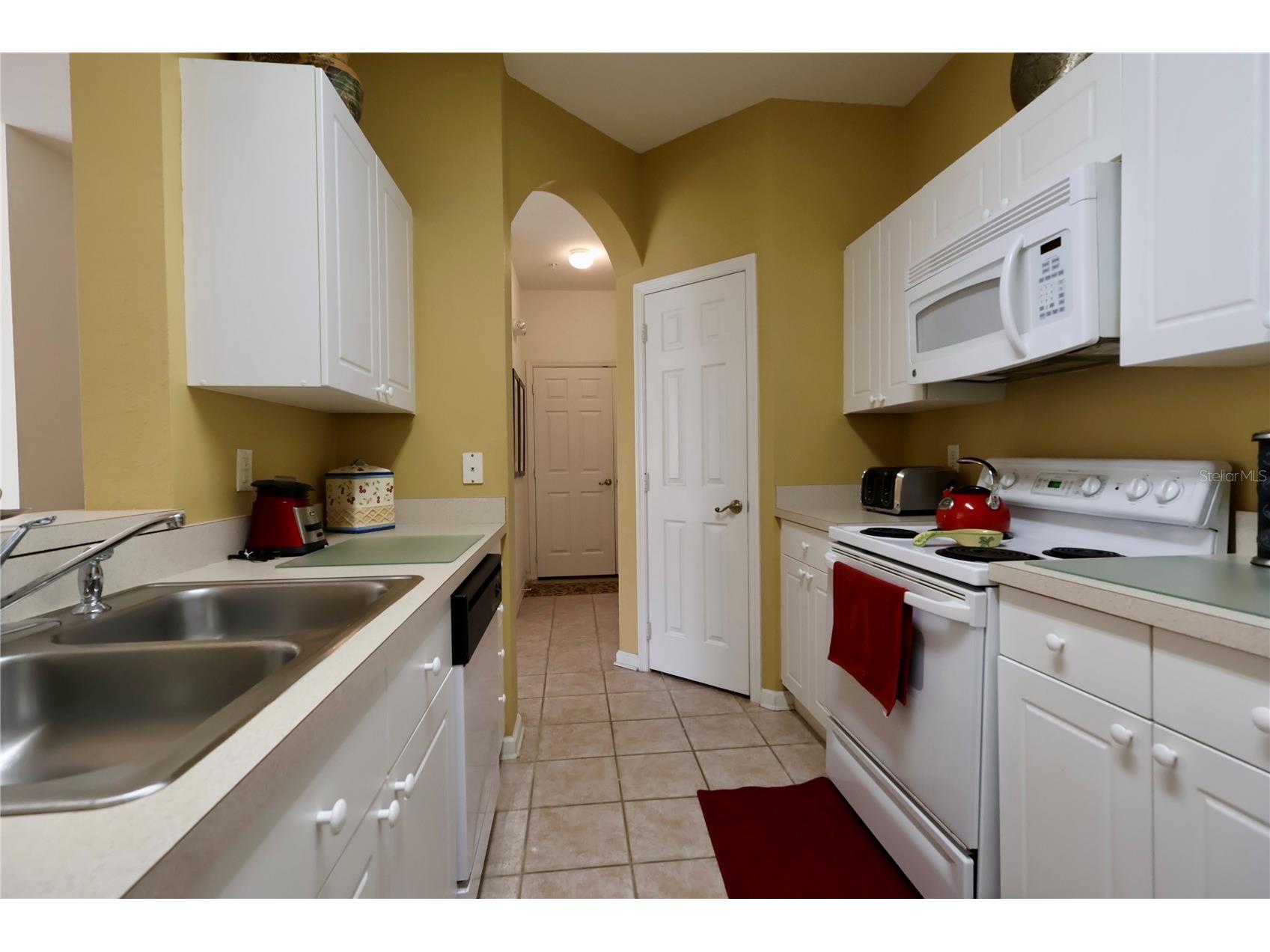 2305 Silver Palm Drive #304 Kissimmee FL 34747 G5106653 image4