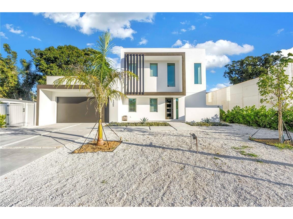 2305 Temple Street Sarasota FL 34239 A4670467 image1