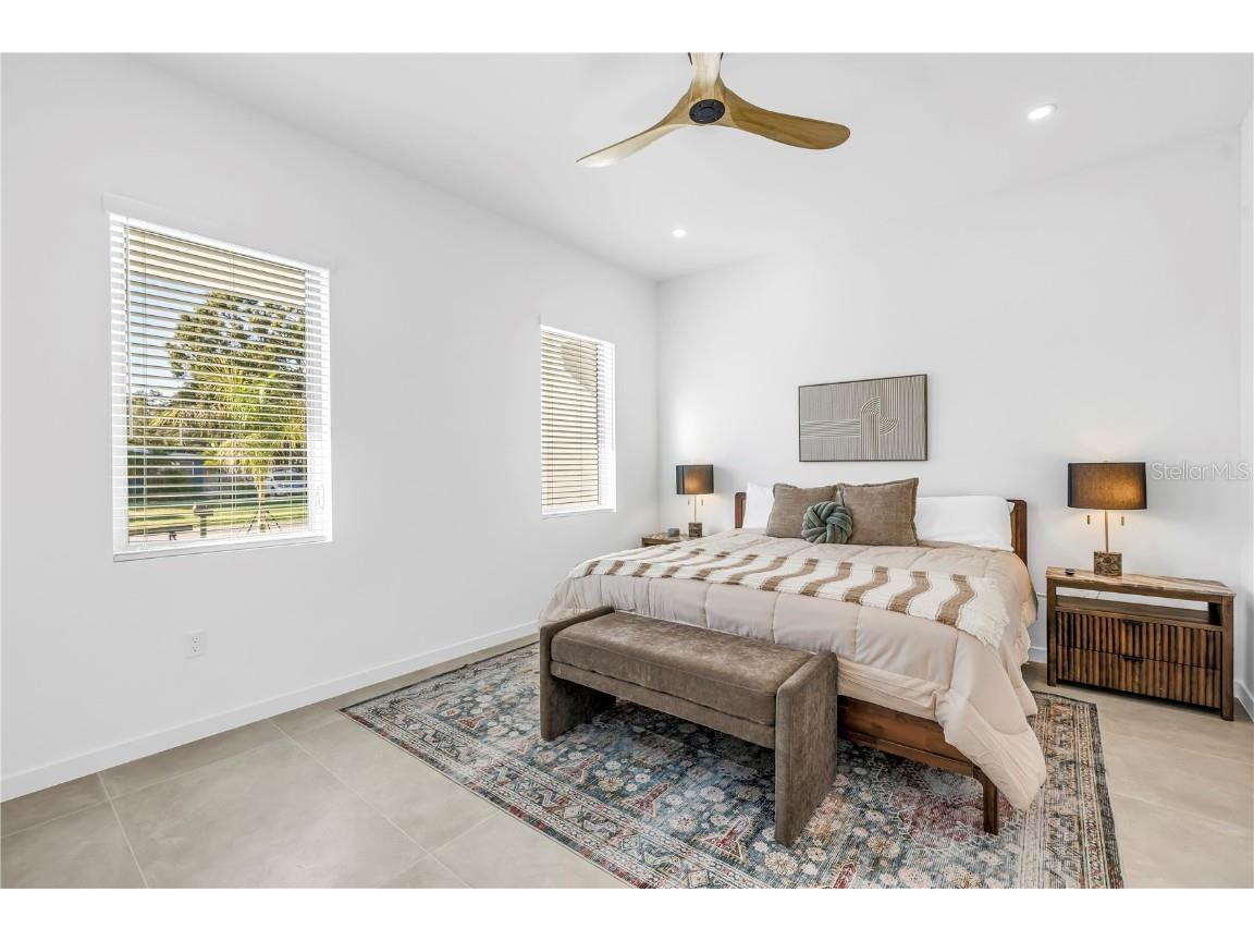 2305 Temple Street Sarasota FL 34239 A4670467 image30