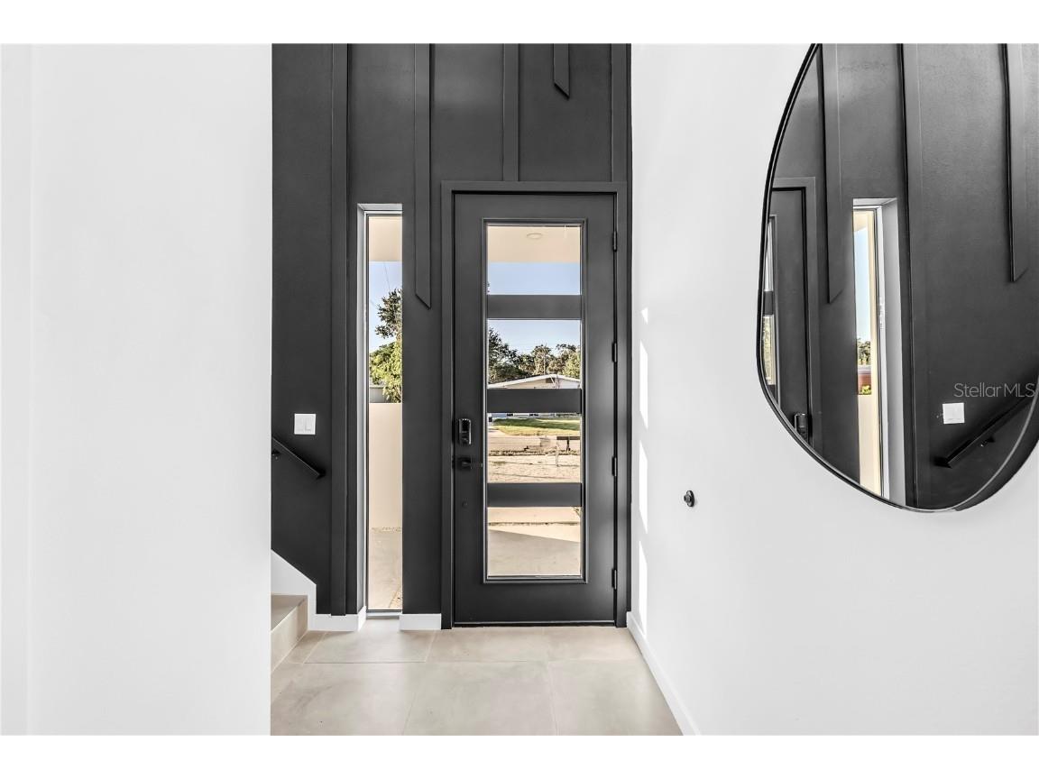 2305 Temple Street Sarasota FL 34239 A4670467 image4