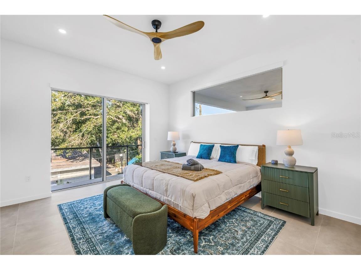 2305 Temple Street Sarasota FL 34239 A4670467 image42