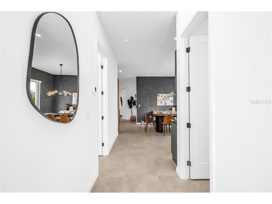 2305 Temple Street Sarasota FL 34239 A4670467 image5