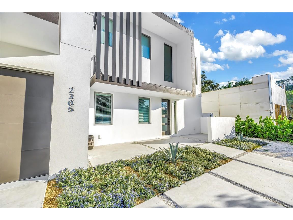 2305 Temple Street Sarasota FL 34239 A4670516 image3