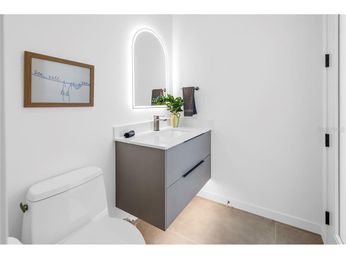 2305 Temple Street Sarasota FL 34239 A4670516 image30