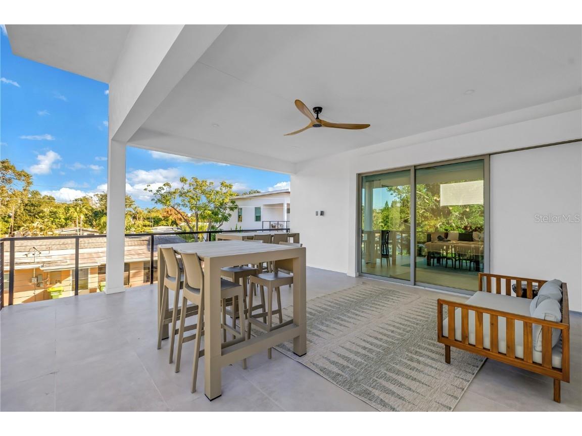 2305 Temple Street Sarasota FL 34239 A4670516 image54