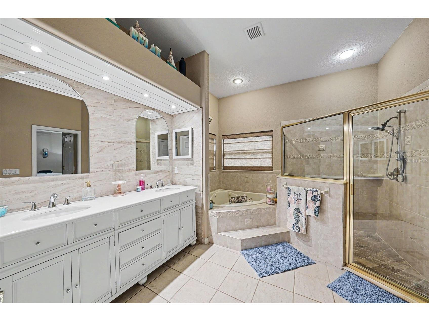 2305 Valrico Forest Drive Valrico FL 33594 TB8511529 image17