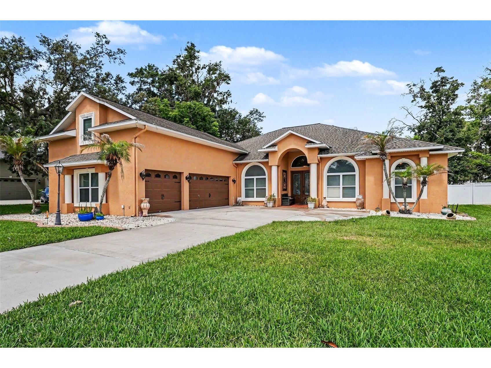 2305 Valrico Forest Drive Valrico FL 33594 TB8511529 image2