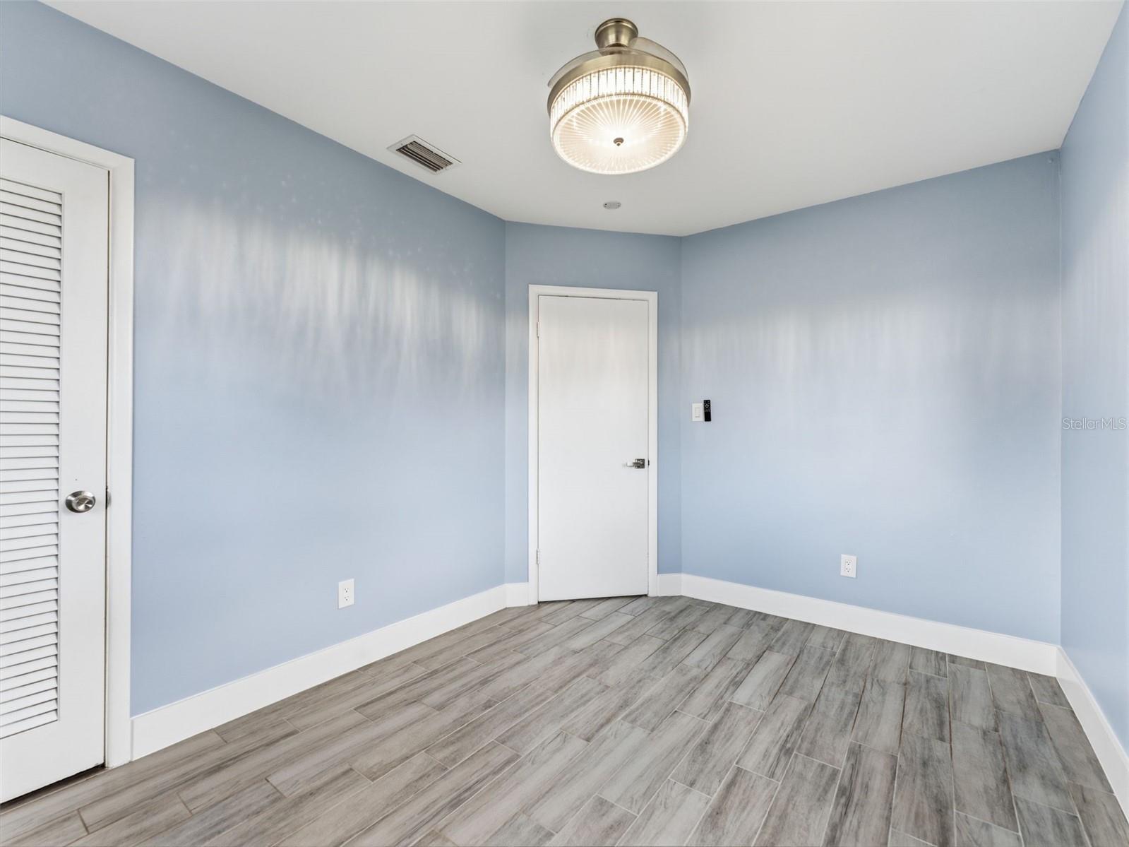 2305 W Crawford Street Tampa FL 33604 TB8517293 image16