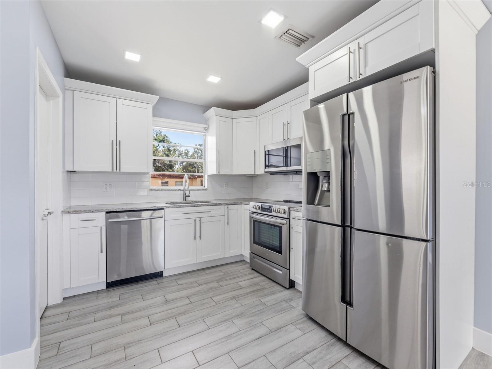 2305 W Crawford Street Tampa FL 33604 TB8517293 image6