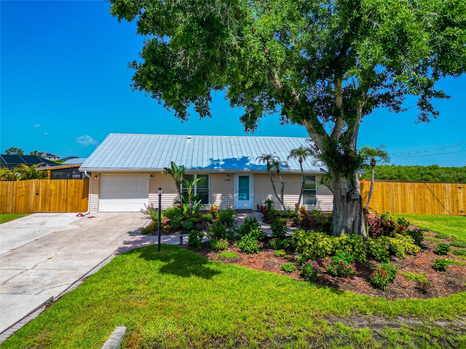 2306 41st Street E Bradenton FL 34208 A4661106 image1