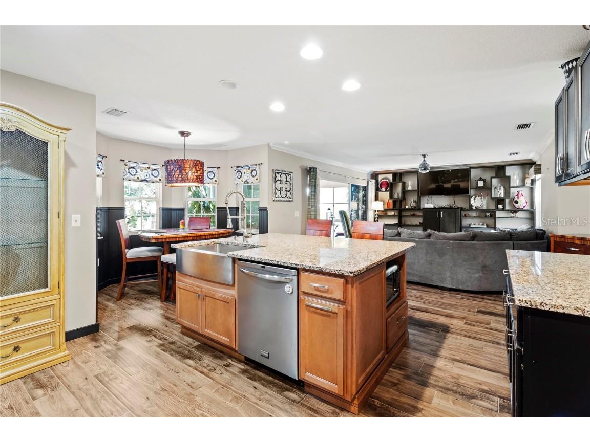 2306 63rd Street W #40 Bradenton FL 34209 A4667983 image27