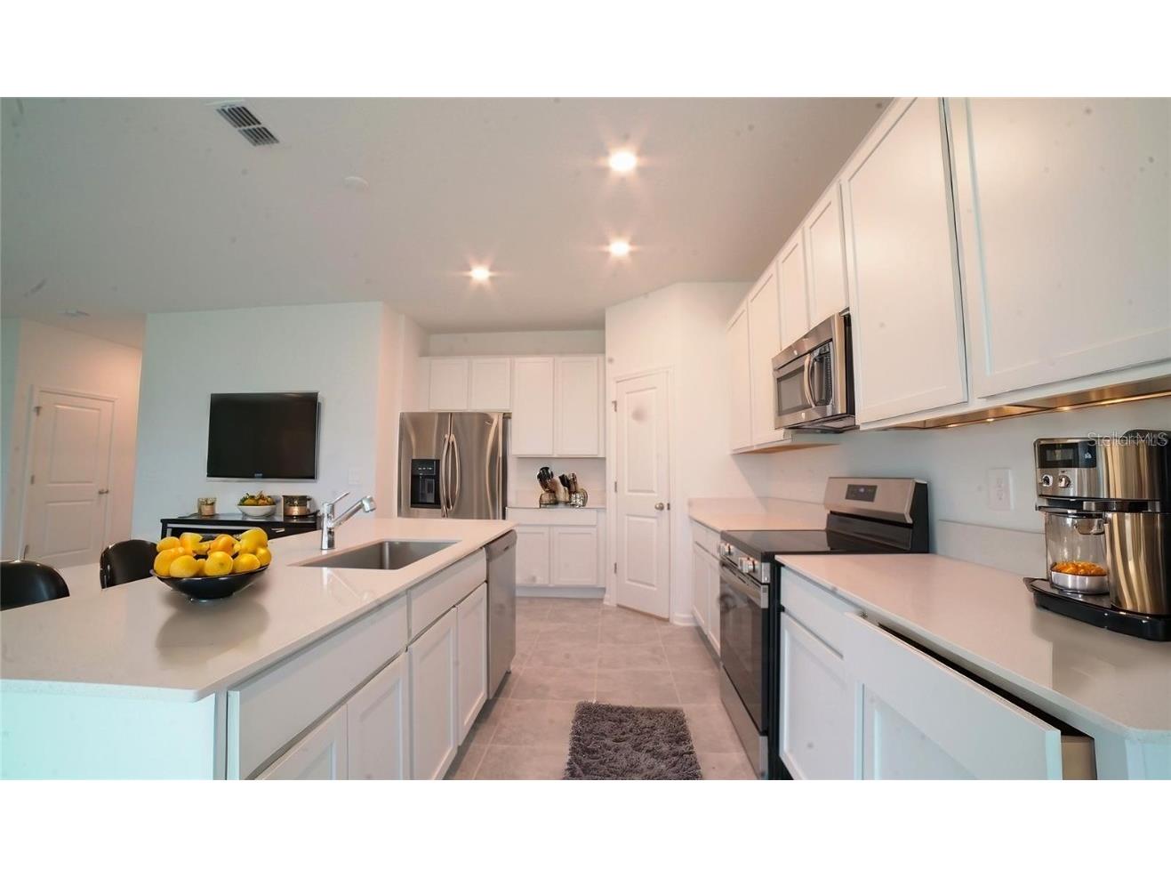 2306 Amorie Drive Kissimmee FL 34746 O6334638 image5