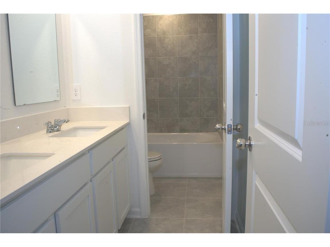 2306 Amorie Drive Kissimmee FL 34746 O6349436 image16