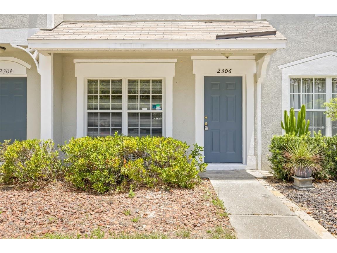 2306 Lake Woodberry Circle Brandon FL 33511 TB8381197 image1