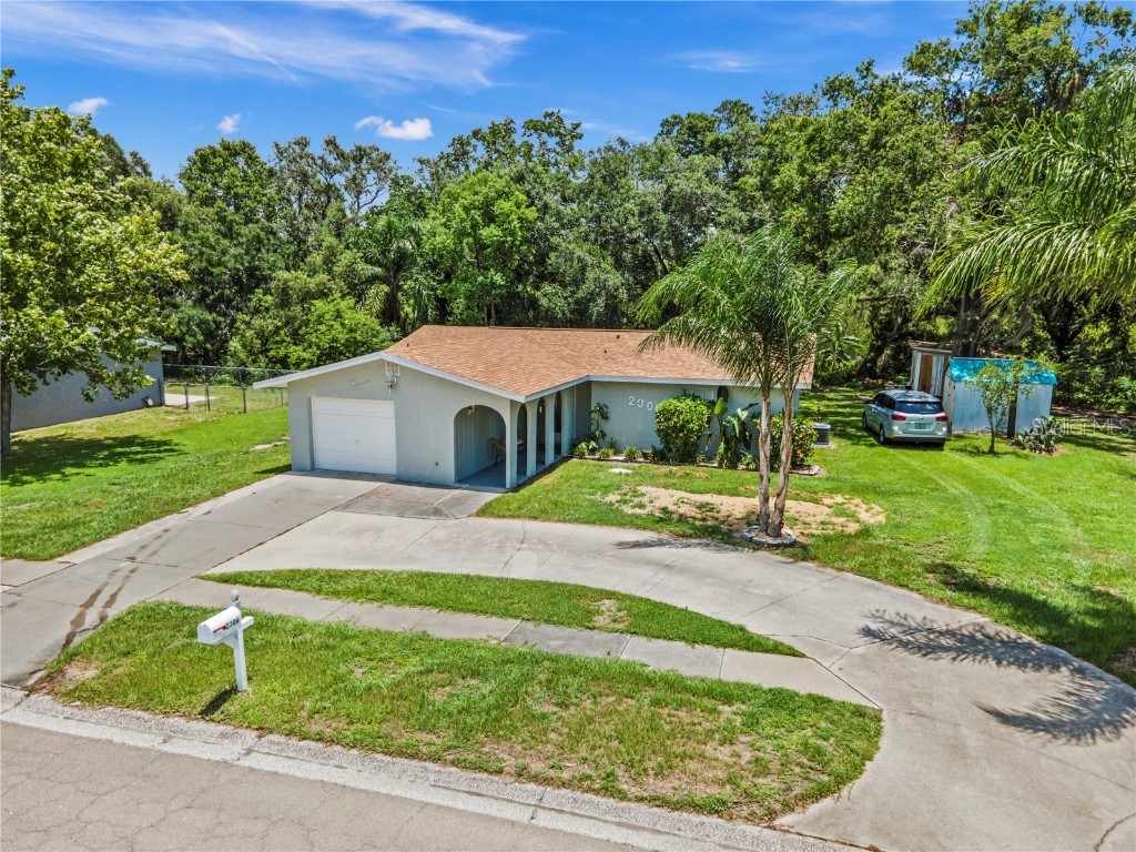 2306 Leonard Drive Seffner FL 33584 U8206970 image1