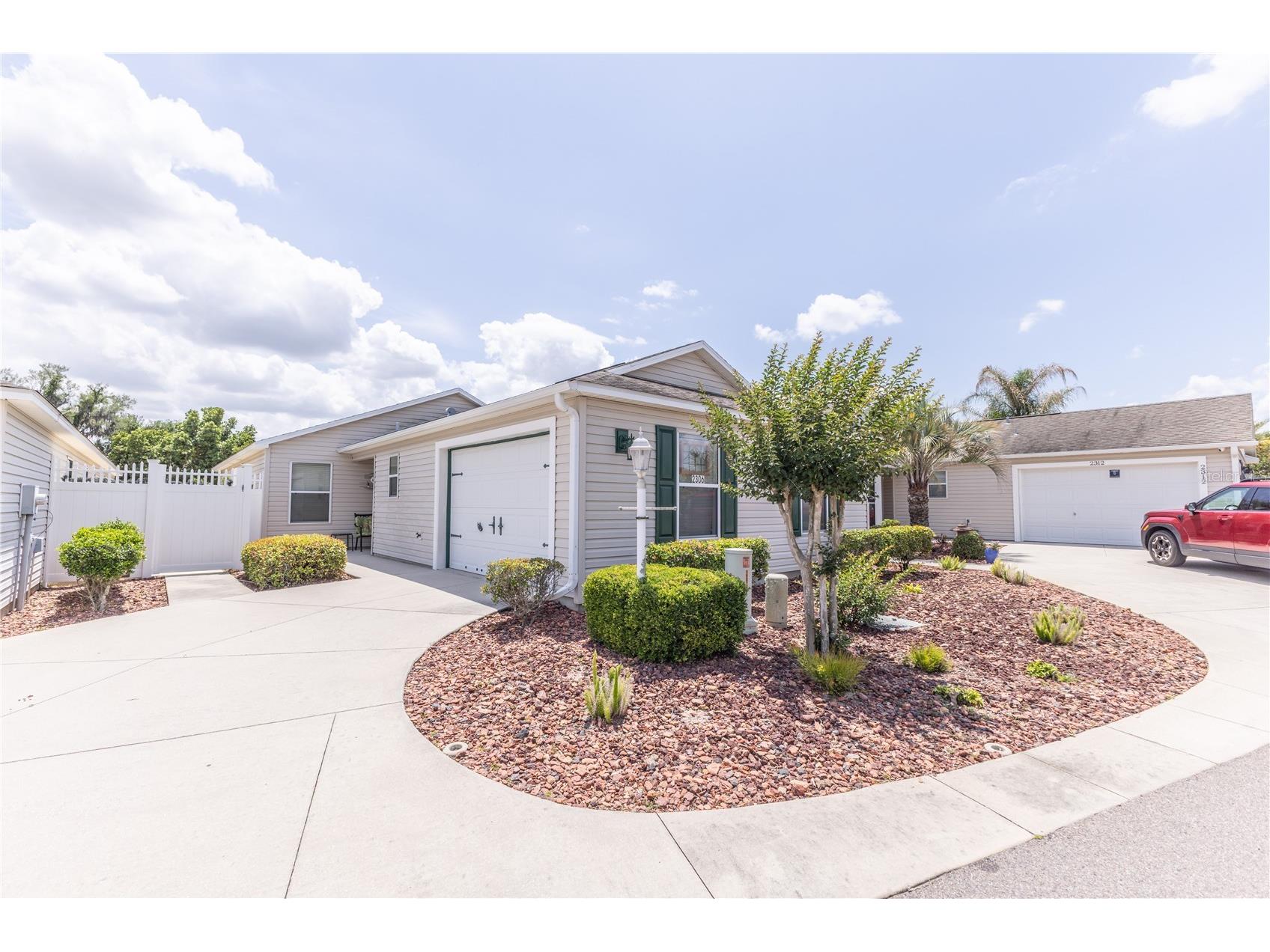 2306 Nackman Place The Villages FL 32162 G5110942 image1