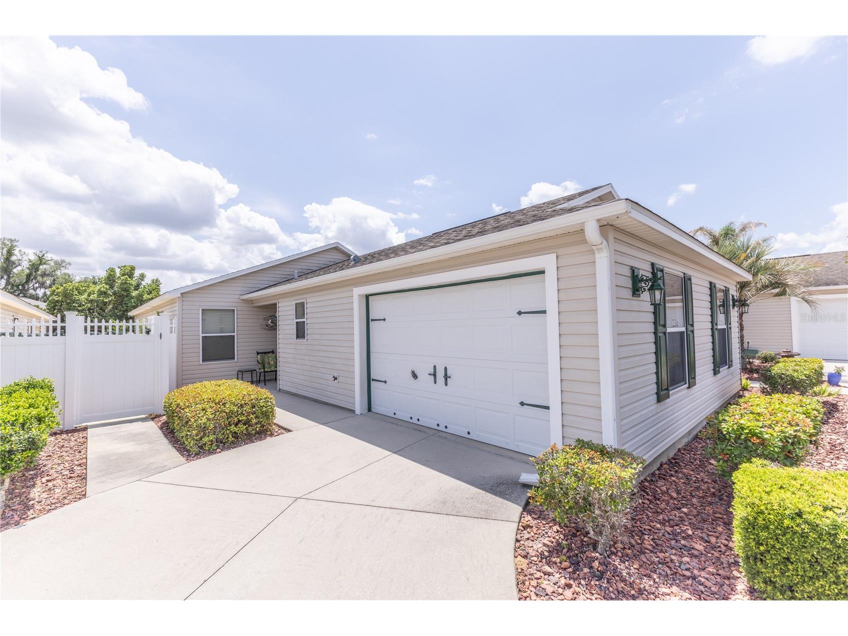 2306 Nackman Place The Villages FL 32162 G5110942 image2