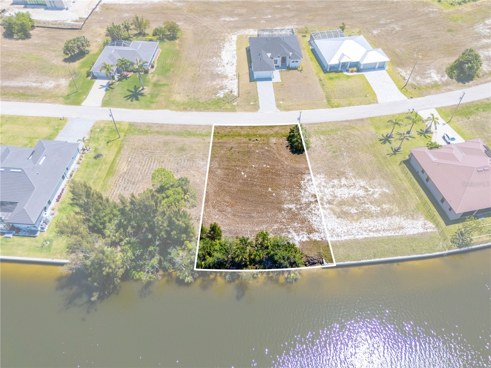 2306 NW 37th Place Cape Coral FL 33993 C7525458 image2
