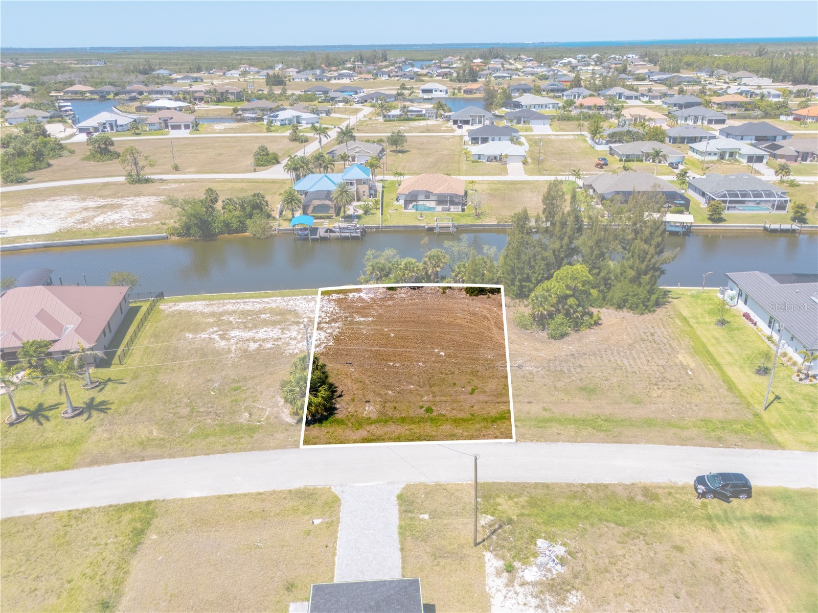 2306 NW 37th Place Cape Coral FL 33993 C7525458 image9